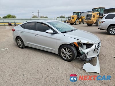 Czwarte zdjęcie samochodu z boku: 2018 HYUNDAI ELANTRA VIN:5NPD84LF5JH314605 - miniatura