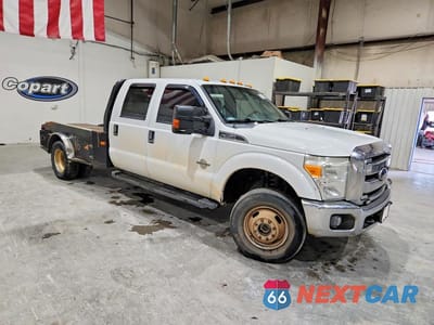 Czwarte zdjęcie samochodu z boku: 2016 FORD F350 SUPER DUTY VIN:1FT8W3DT9GEA27461 - miniatura