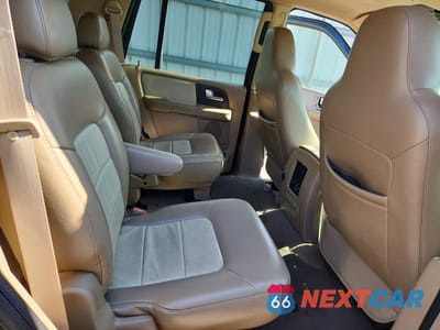 Zdjęcie 11 z 13 samochodu: 2004 FORD EXPEDITION EDDIE BAUER VIN:1FMRU17W84LB53026 - miniatura