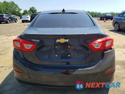 Zdjęcie 6 z 12 samochodu: 2018 CHEVROLET CRUZE LS VIN:1G1BC5SM2J7203969 - miniatura