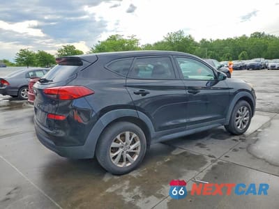 Trzecie zdjęcie samochodu z tyłu: 2020 HYUNDAI TUCSON SE VIN:KM8J23A44LU184269 - miniatura