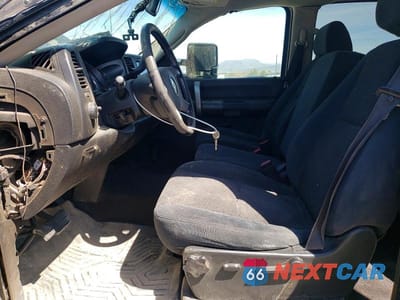 Zdjęcie 7 z 12 samochodu: 2007 CHEVROLET SILVERADO K2500 HEAVY DUTY VIN:1GCHK23667F530313 - miniatura