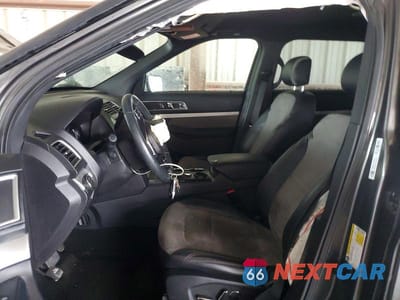 Zdjęcie 7 z 13 samochodu: 2017 FORD EXPLORER XLT VIN:1FM5K7D86HGD53169 - miniatura