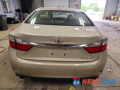 Zdjęcie 6 z 13 samochodu: 2014 LEXUS ES 350 VIN:JTHBK1GG7E2129973 - miniatura