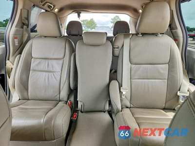 Zdjęcie 10 z 13 samochodu: 2019 TOYOTA SIENNA XLE PREMIUM 8-PASSENGER VIN:5TDYZ3DC6KS975827 - miniatura