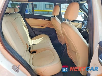 Zdjęcie 10 z 12 samochodu: 2016 BMW X1 XDRIVE28I VIN:WBXHT3Z38G4A51683 - miniatura