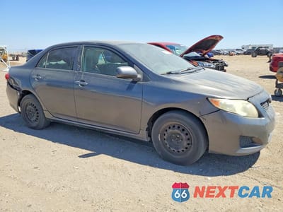 Czwarte zdjęcie samochodu z boku: 2009 TOYOTA COROLLA LE VIN:JTDBL40E199080677 - miniatura