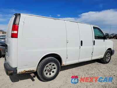 Trzecie zdjęcie samochodu z tyłu: 2010 GMC SAVANA G1500 VIN:1GTUGADX9A1117050 - miniatura