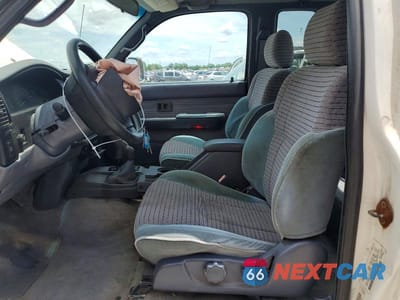 Zdjęcie 7 z 12 samochodu: 2000 TOYOTA TACOMA XTRACAB LIMITED VIN:4TAWN74N5YZ644753 - miniatura