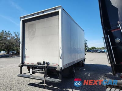Trzecie zdjęcie samochodu z tyłu: 2016 ISUZU NPR HD BOX TRUCK VIN:JALC4W166G7002469 - miniatura