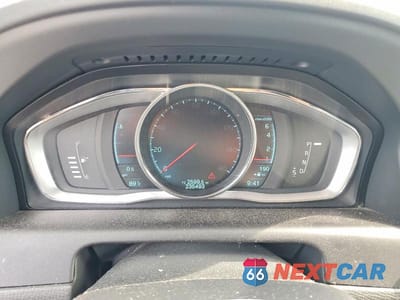 Zdjęcie 9 z 13 samochodu: 2015 VOLVO XC60 T5 PREMIER VIN:YV426MDB3F2588318 - miniatura