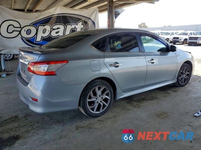 Trzecie zdjęcie samochodu z tyłu: 2014 NISSAN SENTRA SR VIN:3N1AB7AP0EY313536 - miniatura