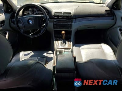 Zdjęcie 8 z 12 samochodu: 2001 BMW 330 I VIN:WBAAV534X1FK46020 - miniatura