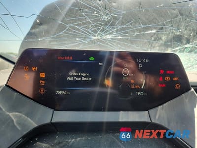 Zdjęcie 9 z 12 samochodu: 2024 TOYOTA PRIUS XLE VIN:JTDACAAU2R3032043 - miniatura