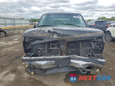 Piąte zdjęcie samochodu w środku: 1995 CHEVROLET TAHOE K1500 VIN:1GNEK13KXSJ458748 - miniatura