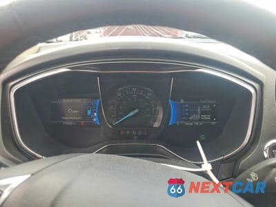 Zdjęcie 9 z 12 samochodu: 2017 FORD FUSION VIN:3FA6P0RU0HR357417 - miniatura