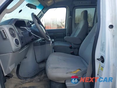 Zdjęcie 7 z 13 samochodu: 2009 FORD ECONOLINE E250 VAN VIN:1FTNE24W39DA31976 - miniatura