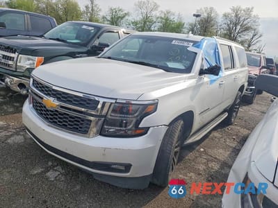 2016 CHEVROLET SUBURBAN K1500 LT 1GNSKHKC0GR108902 - główne zdjęcie licytacji z USA - miniatura