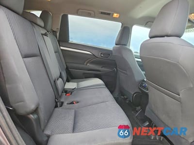 Zdjęcie 11 z 13 samochodu: 2015 TOYOTA HIGHLANDER LE VIN:5TDBKRFH2FS177658 - miniatura