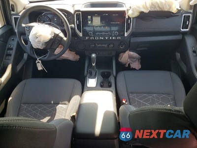 Zdjęcie 8 z 12 samochodu: 2026 NISSAN FRONTIER SV VIN:1N6ED1EJXTN607982 - miniatura