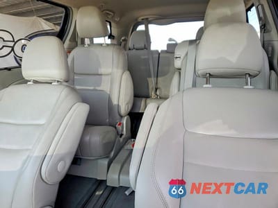 Zdjęcie 10 z 14 samochodu: 2016 TOYOTA SIENNA XLE 8-PASSENGER VIN:5TDYK3DCXGS762052 - miniatura