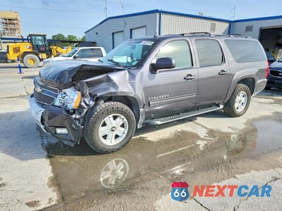 2010 CHEVROLET SUBURBAN K1500 LT 1GNUKJE32AR223178 - główne zdjęcie licytacji z USA - miniatura