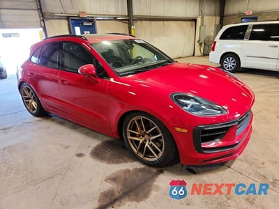 Czwarte zdjęcie samochodu z boku: 2025 PORSCHE MACAN S VIN:WP1AG2A51SLB42234 - miniatura