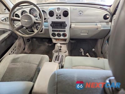 Zdjęcie 8 z 12 samochodu: 2009 CHRYSLER PT CRUISER VIN:3A8FY48919T524957 - miniatura