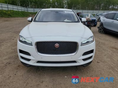 Piąte zdjęcie samochodu w środku: 2018 JAGUAR F-PACE PRESTIGE VIN:SADCK2FN8JA281258 - miniatura