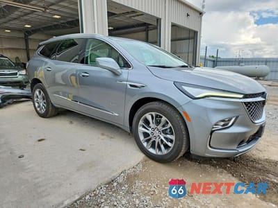 Czwarte zdjęcie samochodu z boku: 2024 BUICK ENCLAVE AVENIR VIN:5GAEVCKW6RJ117925 - miniatura