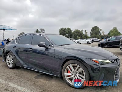 Czwarte zdjęcie samochodu z boku: 2021 LEXUS IS 300 VIN:JTHAA1D20M5115160 - miniatura