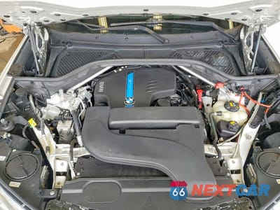 Zdjęcie 12 z 13 samochodu: 2017 BMW X5 XDR40E VIN:5UXKT0C32H0V97118 - miniatura
