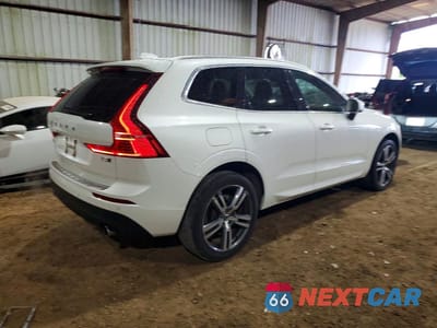 Trzecie zdjęcie samochodu z tyłu: 2020 VOLVO XC60 T5 MOMENTUM VIN:YV4102RKXL1488714 - miniatura