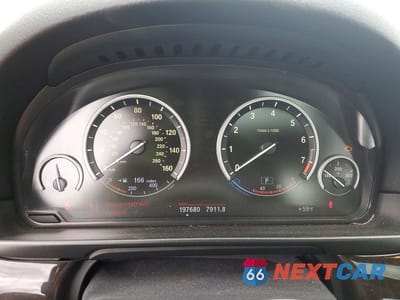 Zdjęcie 9 z 12 samochodu: 2013 BMW 535 XI VIN:WBAFU7C56DDU72312 - miniatura