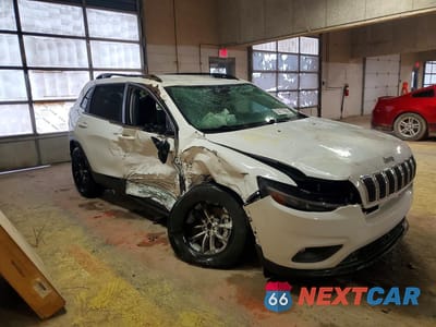 Czwarte zdjęcie samochodu z boku: 2022 JEEP CHEROKEE LATITUDE LUX VIN:1C4PJMMNXND511336 - miniatura