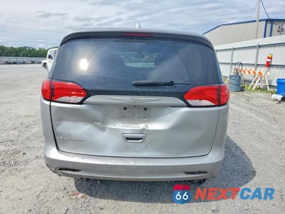 Zdjęcie 6 z 13 samochodu: 2017 CHRYSLER PACIFICA TOURING VIN:2C4RC1DGXHR695133 - miniatura