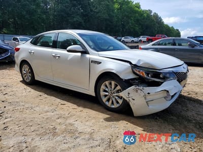 Czwarte zdjęcie samochodu z boku: 2016 KIA OPTIMA EX VIN:5XXGU4L32GG053002 - miniatura