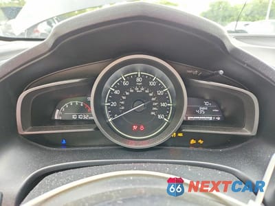 Zdjęcie 9 z 12 samochodu: 2018 MAZDA 3 TOURING VIN:3MZBN1V30JM270313 - miniatura
