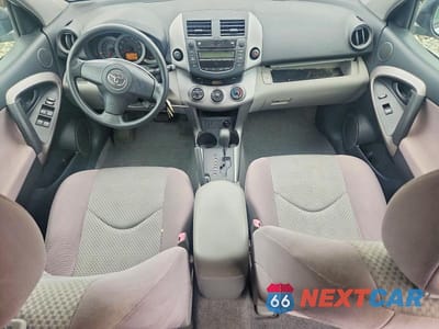 Zdjęcie 8 z 12 samochodu: 2006 TOYOTA RAV4 BASE VIN:JTMZD33V766006842 - miniatura