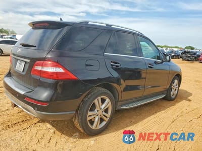 Trzecie zdjęcie samochodu z tyłu: 2013 MERCEDES-BENZ ML 350 VIN:4JGDA5JB6DA162156 - miniatura