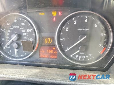 Zdjęcie 9 z 12 samochodu: 2009 BMW 328 XI SULEV VIN:WBAPK53519A599685 - miniatura