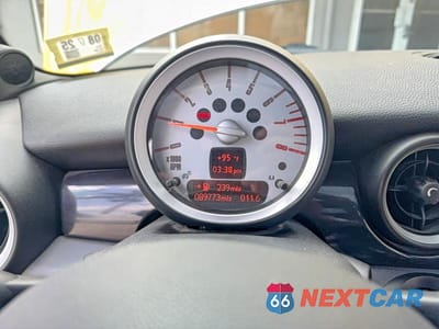 Zdjęcie 8 z 10 samochodu: 2007 MINI COOPER S VIN:WMWMF73537TT86015 - miniatura
