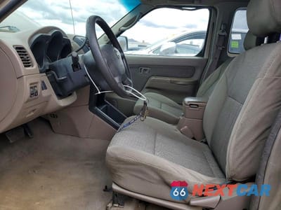 Zdjęcie 7 z 12 samochodu: 2003 NISSAN FRONTIER KING CAB XE VIN:1N6DD26T93C447820 - miniatura