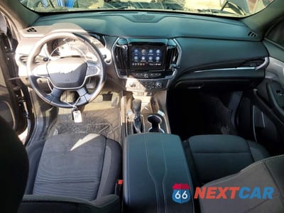 Zdjęcie 8 z 13 samochodu: 2022 CHEVROLET TRAVERSE LT VIN:1GNEVGKW5NJ173894 - miniatura