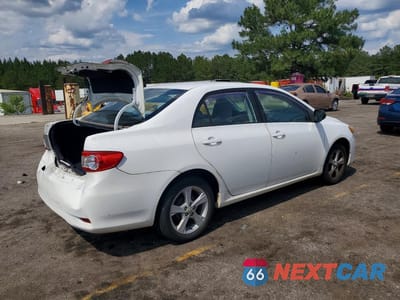 Trzecie zdjęcie samochodu z tyłu: 2011 TOYOTA COROLLA LE VIN:2T1BU4EE9BC655727 - miniatura