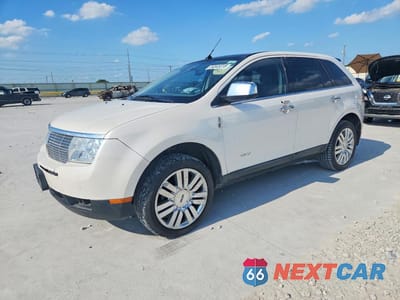 2010 LINCOLN MKX 2LMDJ6JCXABJ16042 - główne zdjęcie licytacji z USA - miniatura