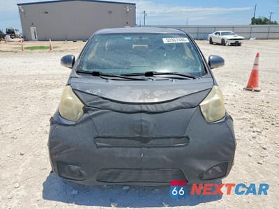 Piąte zdjęcie samochodu w środku: 2012 SCION IQ BASE VIN:JTNJJXB05CJ019094 - miniatura