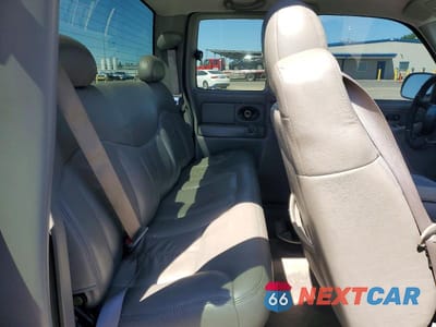 Zdjęcie 10 z 12 samochodu: 2000 CHEVROLET SILVERADO C1500 VIN:2GCEC19T4Y1359075 - miniatura