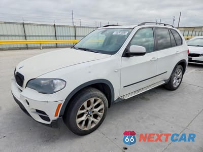 2011 BMW X5 XDRIVE35I 5UXZV4C54BL740674 - główne zdjęcie licytacji z USA - miniatura