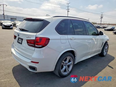Trzecie zdjęcie samochodu z tyłu: 2015 BMW X5 SDRIVE35I VIN:5UXKR2C51F0H40667 - miniatura